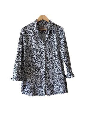 Chico’s Size 3 Black White Tunic Blouse Button Front Long Top